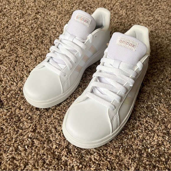 NIB Adidas Grand Court Sneakers - Picture 2 of 14